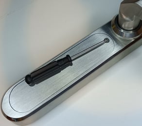 EFv3 battery compartment 1